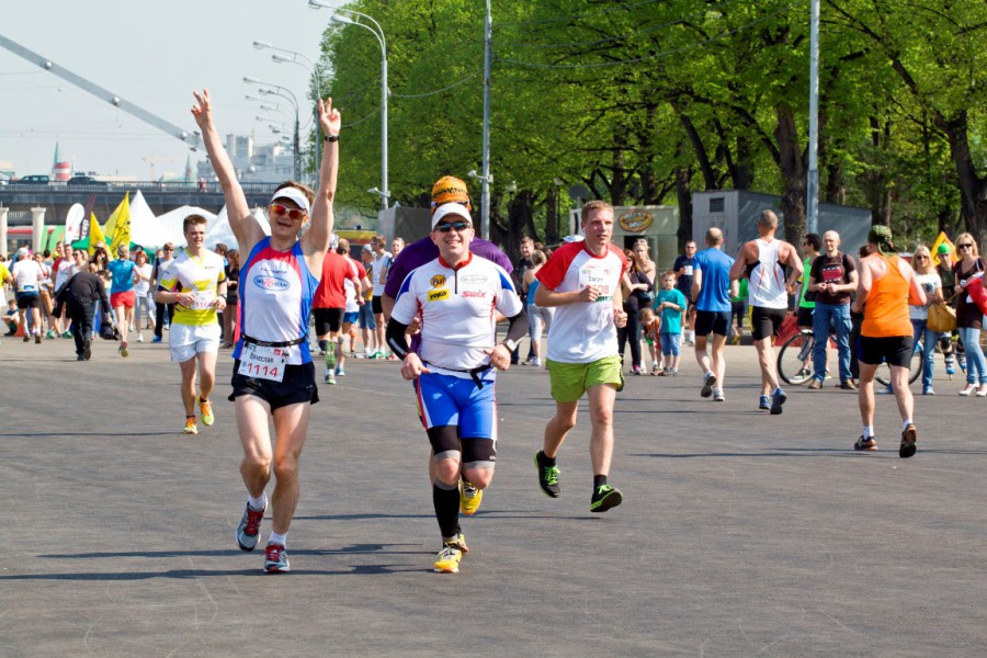 Ну а наши дорогие Алексей и Вячеслав пробежали весь марафон спокойно, на веселе (не подумайте не правильно :)), в своем, нужном тренировочном темпе!