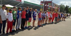 Построение участников Первенства России по триатлону 2013 в Демино