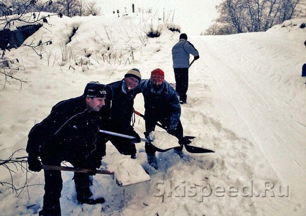 Подготовка лыжной трассы в Норском. Фото