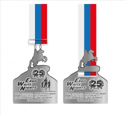 Медали бегового марафона Белые ночи 2014 в Санкт-Петербурге