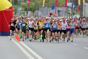Старт забега - 22-й Московский международный полумарафон 2014