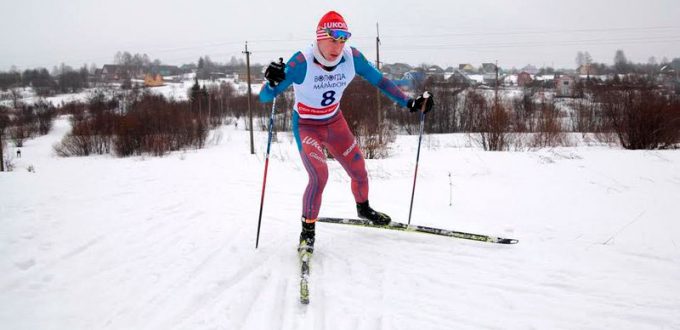 Фото лыжника - Алексей Смирнов выиграл Харовский марафон 2017