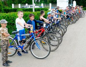 Фото юных спортсменов - Велосипедный спринт в Нерехте 2017