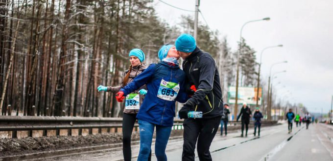 Фото спортсменов любителей - Беговой марафон Дорога жизни 2018. Антон Муравьёв и Анна, Санкт-Петербург