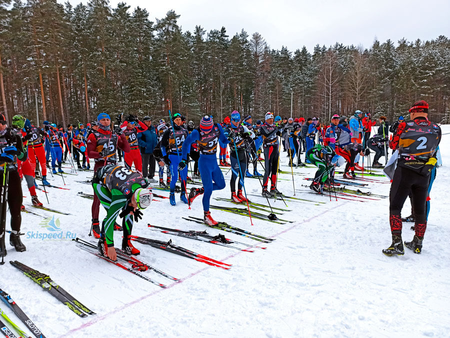 Календарь лыжных гонок в п. Красное Эхо - На старте лыжной гонки Гусь-Хрустального района