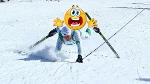 Испуганный смайл на фоне падения лыжника (беговые лыжи)