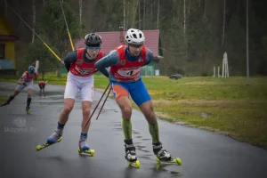 Спортсмены на лыжероллерной гонке в Демино (Рыбинский р-н)