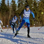 Спортсмен Евгений Цепков на лыжной гонке в Вологде