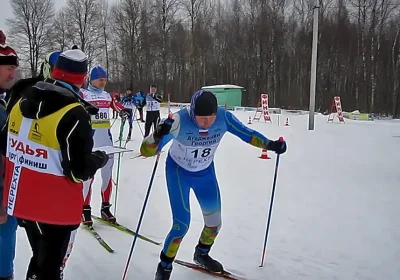 Спортсмен на старте лыжной гонки на СБ «Незнаново», Нерехта, Костромская обл.