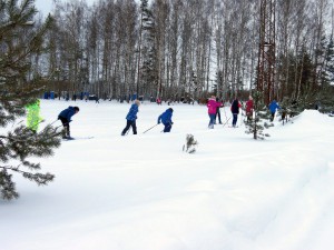 Фото юных лыжников на ст. Металлист (Рыбинск)