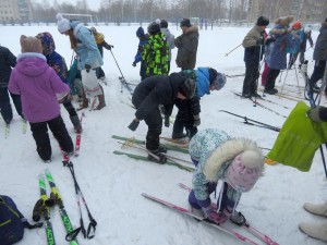 Фото юных лыжников на ст. Переборец (Рыбинск)
