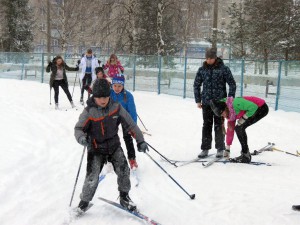 Фото юных лыжников на ст. Переборец (Рыбинск)